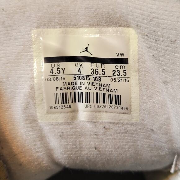 Nike Boys Air Jordan 12 510815-108 White Basketball Shoes Sneakers Size 4.5Y - Picture 9 of 9